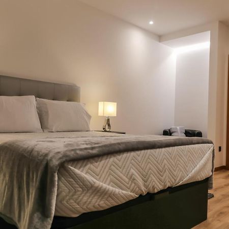 A&M House II Luxury Holidays Home 아르코다카헤타 외부 사진